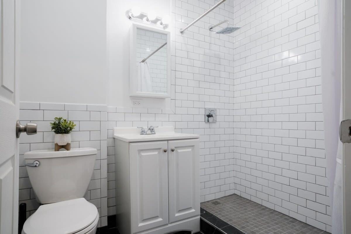 74-4a 2br 2baths In Prime Upper West Side W D Gym Apartamento Nova York